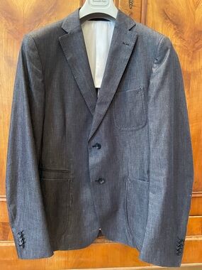 Men's Charcoal Denim-Style Two-Button Blazer